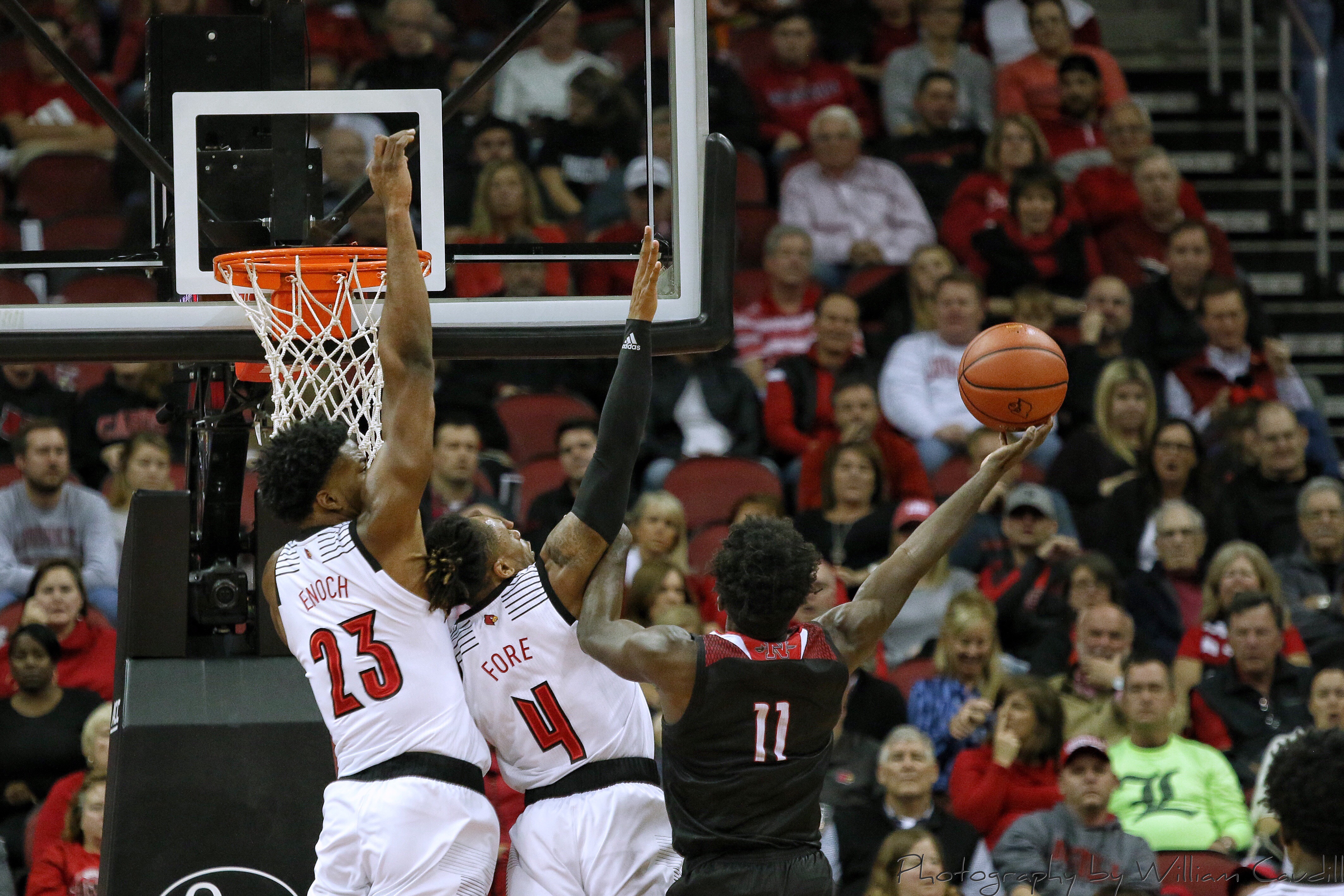 GALLERY: Louisville Basketball Gets 1st Win of 2018-19 Over Nicholls State – The Crunch Zone