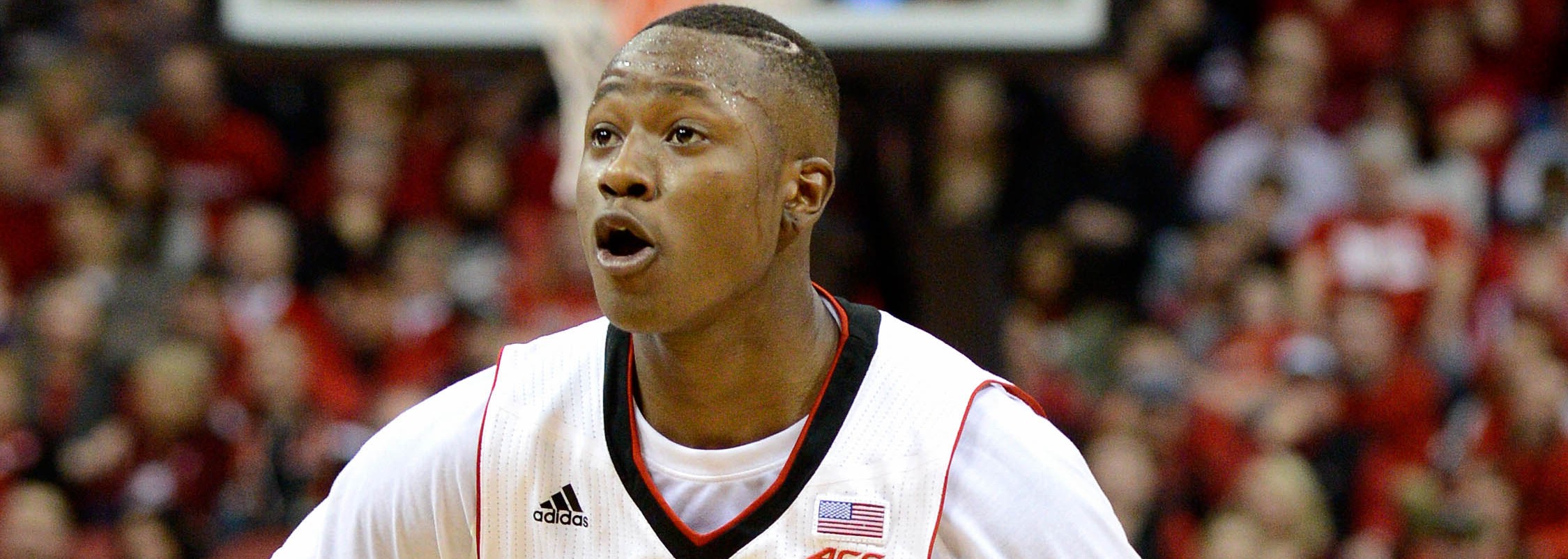 Terry Rozier Louisville vs. Miami 2-21-2015 Photo by Adam Creech Fitted