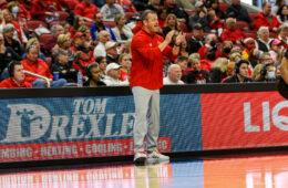 Jeff Walz Louisville vs. Notre Dame 2-13-2022 Photo by William Caudill