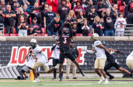 Quincy Riley Louisville vs. #10 Wake Forest 10-22-2022 Photo by William Caudill, TheCrunchZone.com