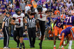 Yaya Diaby, Ashton Gillotte Louisville vs. Clemson 11-12-2022 TheCrunchZone.com by William Caudill