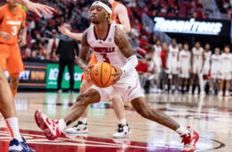El Ellis Louisville vs. Syracuse 1-3-2023 Photo by William Caudill, TheCrunchZone.com
