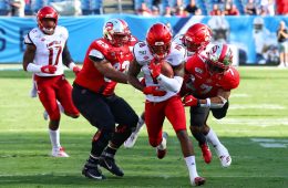 Rodjay Burns TD Louisville vs. Western Kentucky (WKU) 9-14-2019, Nissan Stadium, Nashville, TN. Photo by William Caudill TheCrunchZone.com