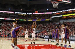 Dwayne Sutton Louisville vs. Clemson 1-25-2020 Photo by William Caudill, TheCrunchZone.com
