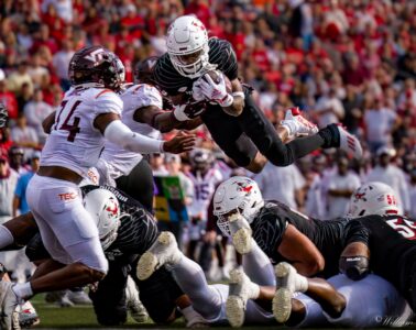 Jawhar Jordan, Offensive Line Louisville vs. Virginia Tech 11-4-2023, Photo by William Caudill, TheCrunchZone.com