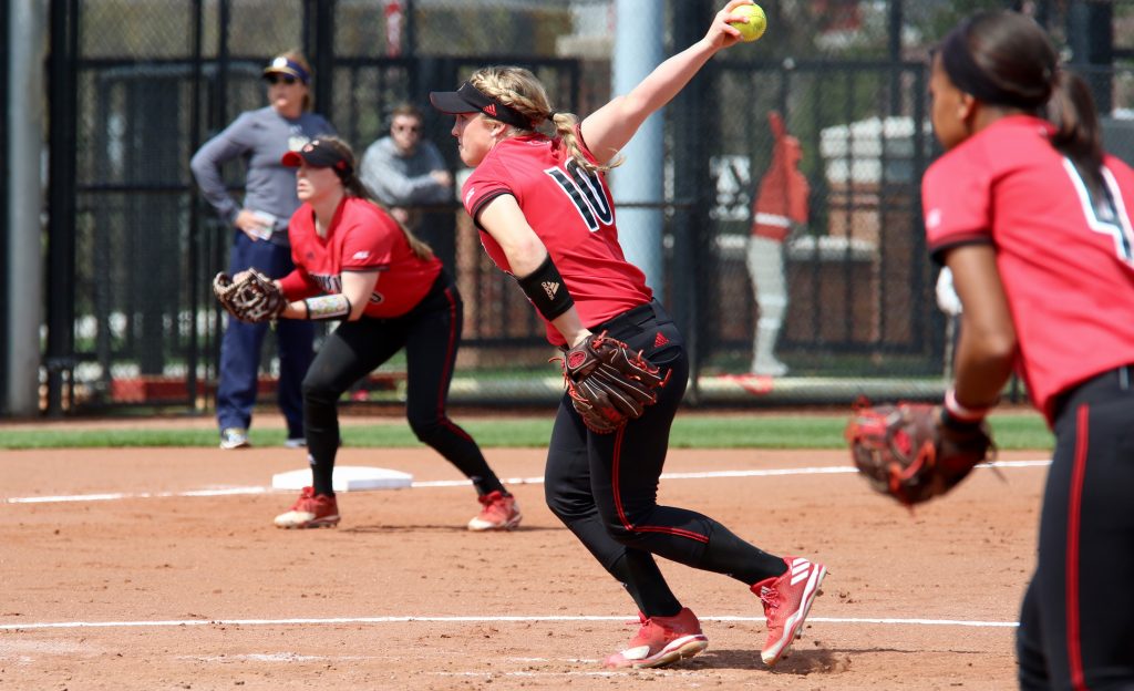 Louisville Softball Hosts Kentucky The Crunch Zone