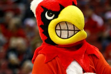 Louie the Cardinal Louisville vs. Grand Canyon University 12-23-2017 Photo by William Caudill TheCrunchZone.com
