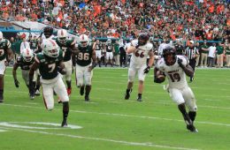 Hassan Hall Louisville vs. Miami 11-9-2019 Photo by Mark Blankenbaker, TheCrunchZone.com