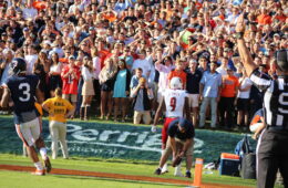 Jaylen Smith Game Winner Louisville vs. Virginia 10-29-2016 Photo by Mark Blankenbaker TheCrunchZone.com
