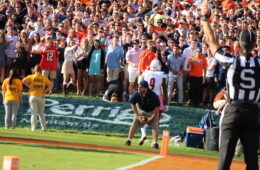 Jaylen Smith Game Winner Louisville vs. Virginia 10-29-2016 Photo by Mark Blankenbaker TheCrunchZone.com