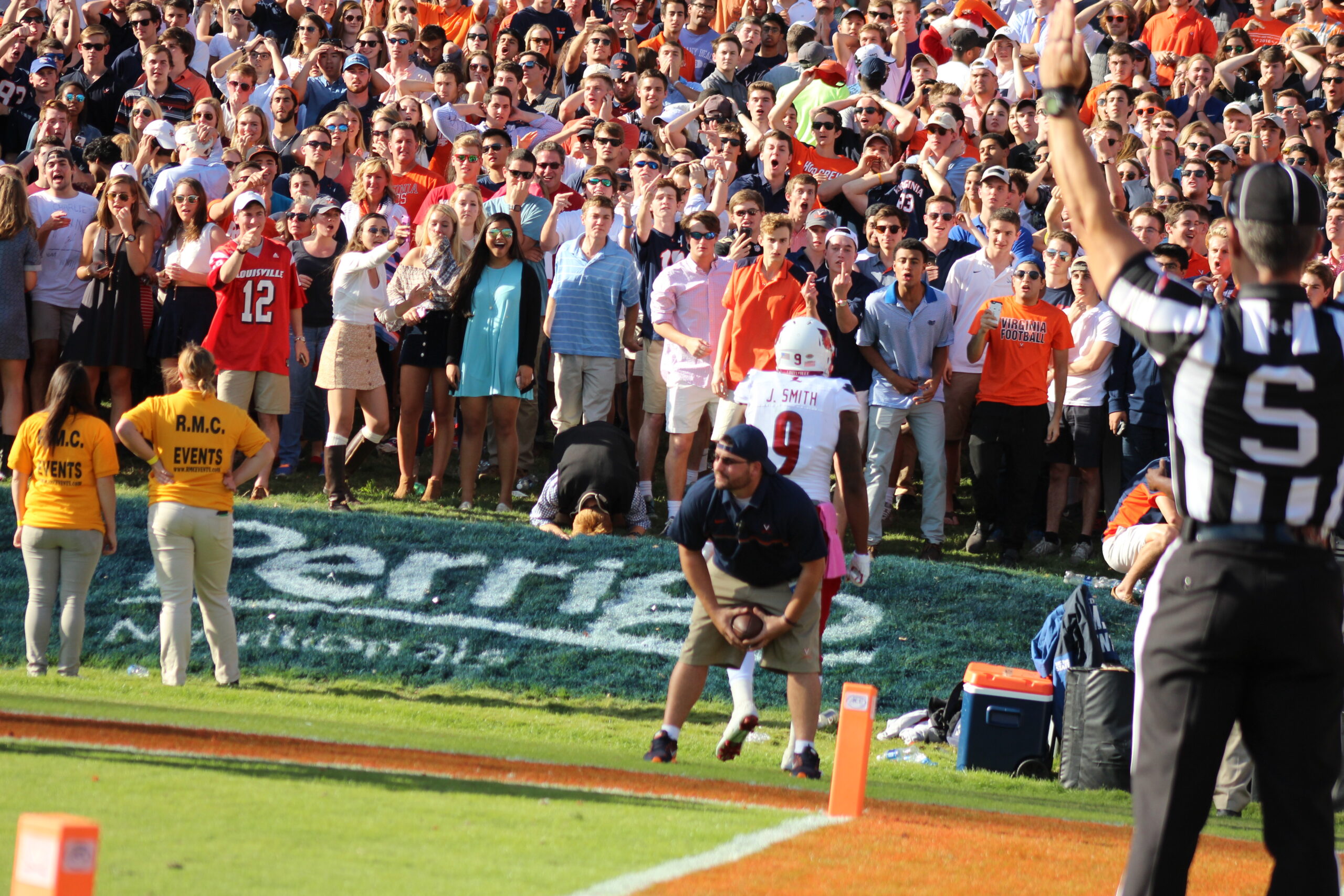 Louisville vs. Virginia: Series History, Program Comparison, Gambling Lines, Attendance & TV