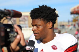 Lamar Jackson Louisville vs. Boston College 11-5-2016 Photo by Mark Blankenbaker TheCrunchZone.com