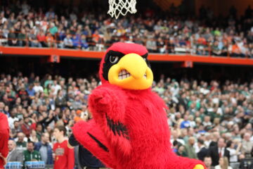 Louie the Cardinal Elite 8 Louisville vs. Michigan State in the 2015 East Region Final at the Syracuse Carrier Dome Photo by Mark Blankenbaker 3-29-2015