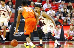 Dwayne Sutton Louisville vs. Syracuse 2-5-2018 Photo by William Caudill, TheCrunchZone.com
