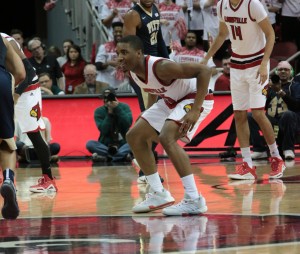 Donovan Mitchell Louisville vs. Pittsburgh 1-14-2016 Photo by William Caudill