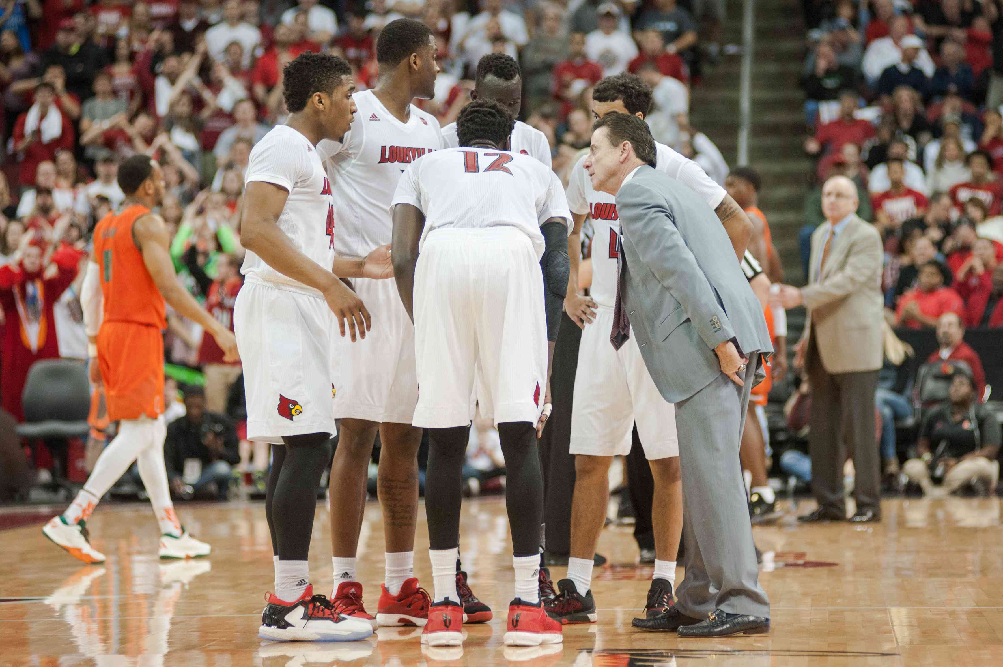 Looking Ahead At Louisville Basketball’s 201718 Roster The Crunch Zone