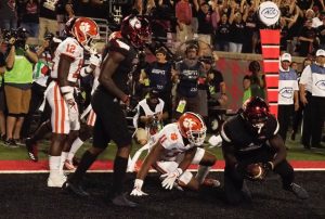 Charles Standberry TD Louisville vs. Clemson 9-16-2017 Photo by Cindy Rice Shelton, TheCrunchZone.com