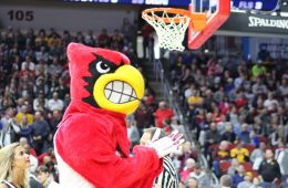Louie the Card, Louisville vs. Minnesota 3-21-2019 Photo by Mark Blankenbaker, TheCrunchZone.com
