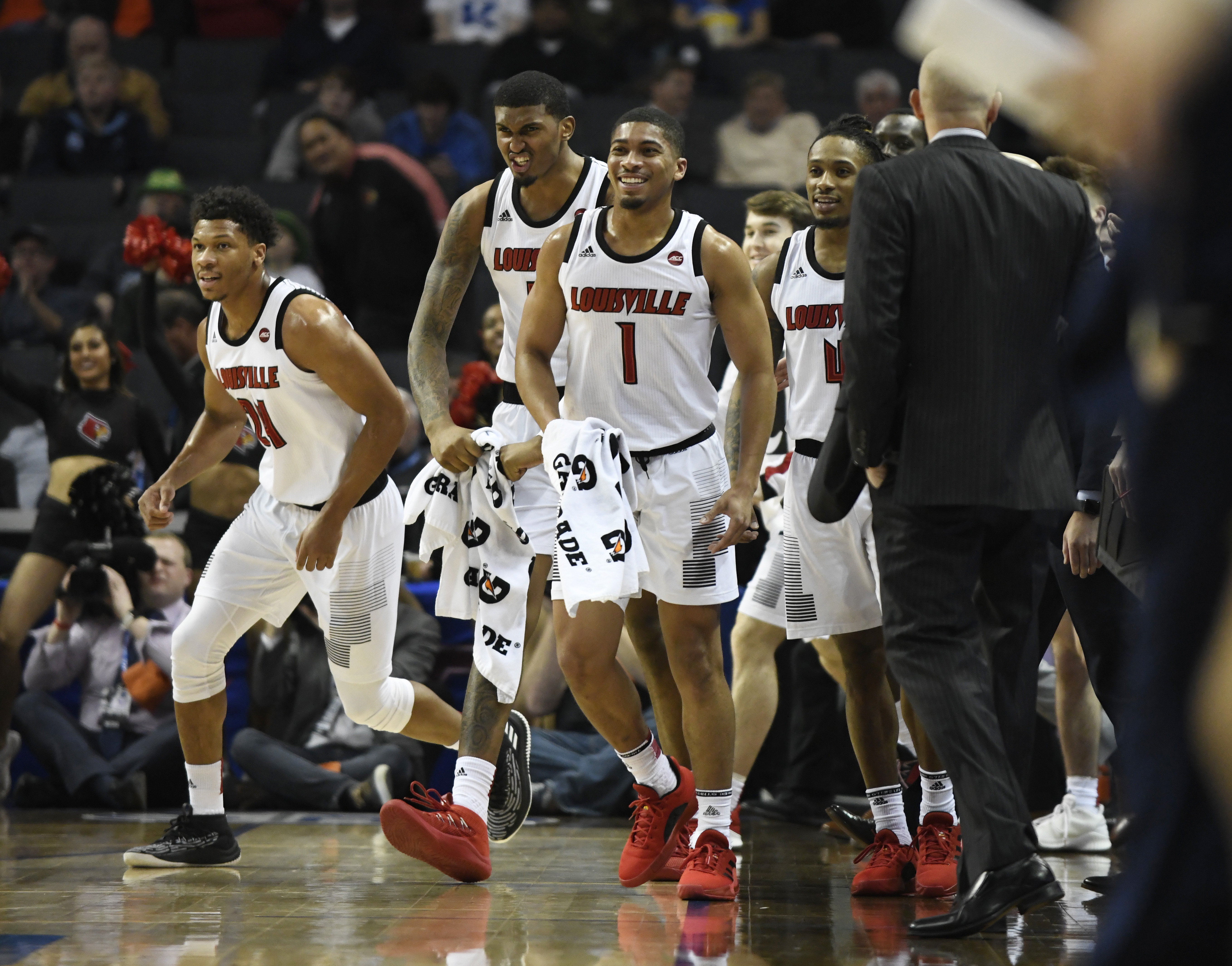 Louisville Basketball Adds 4 Walk-Ons For 2020-2021 – The Crunch Zone