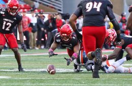 CJ Avery, Marlon Character, GG Robinson Louisville vs. Virginia10-26-2019 Photo by William Caudill, TheCrunchZone.com