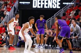 Noah Locke Louisville vs. Furman 11-12-2021 Photo by William Caudill, TheCrunchZone.com