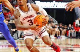 El Ellis Louisville vs. Pittsburgh 1-5-2022 Photo by William Caudill, TheCrunchZone.com