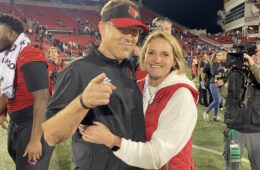 Scott Satterfield, Beth Satterfield Louisville vs. Pitt 10-22-2022 Photo by William Caudill, TheCrunchZone.com