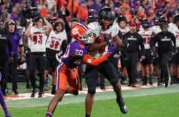 Tyler Hudson Louisville vs. Clemson 11-12-2022 TheCrunchZone.com by William Caudill