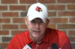 Jeff Brohm Louisville vs. Clemson 11-2-2024 Photo by William Caudill, TheCrunchZone.com